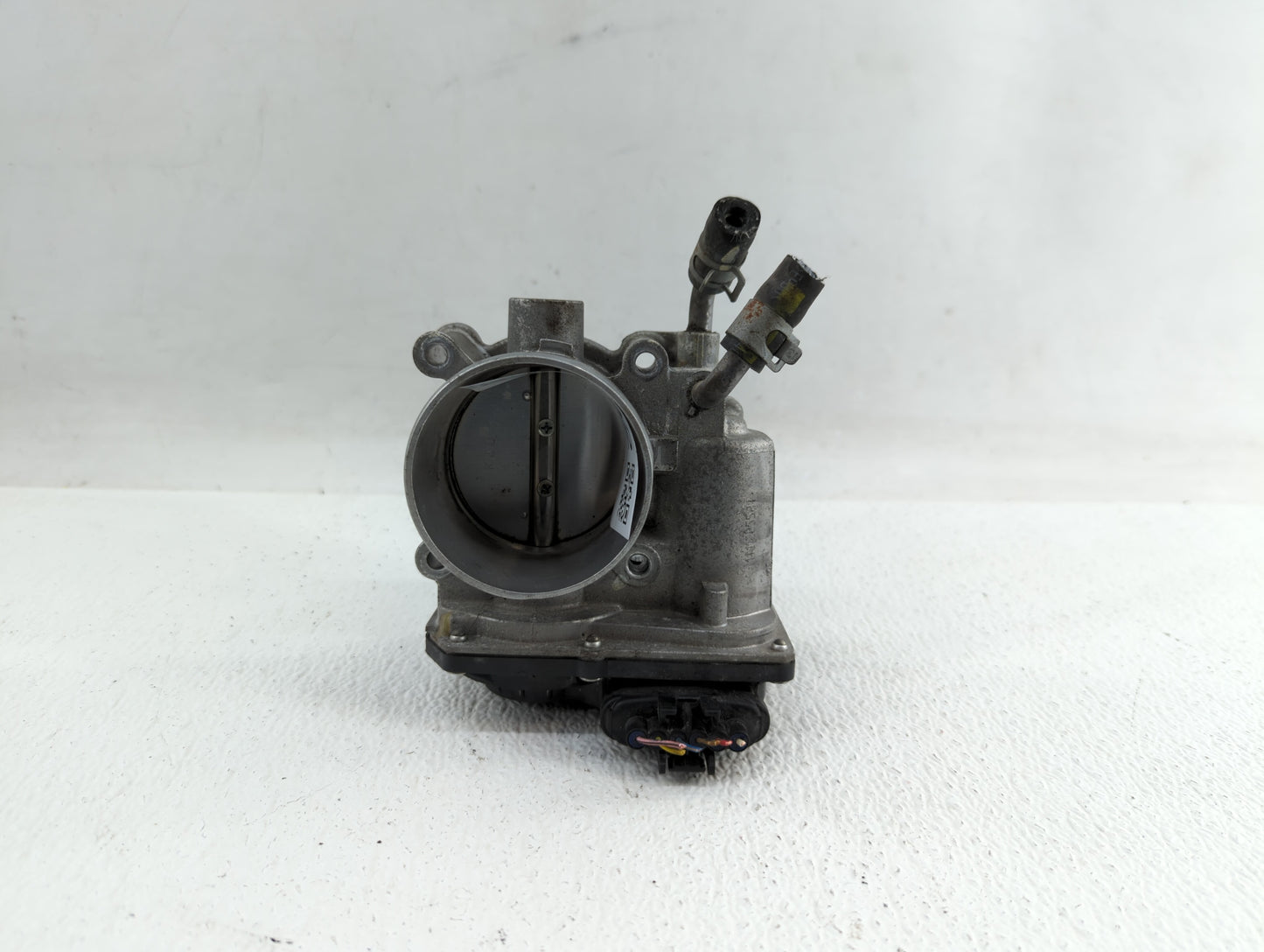 2011-2018 Hyundai Elantra Throttle Body P/N:35100-2E710 35100-2E000 Fits Fits 2011 2012 2013 2014 2015 2016 2017 2018 2019 O