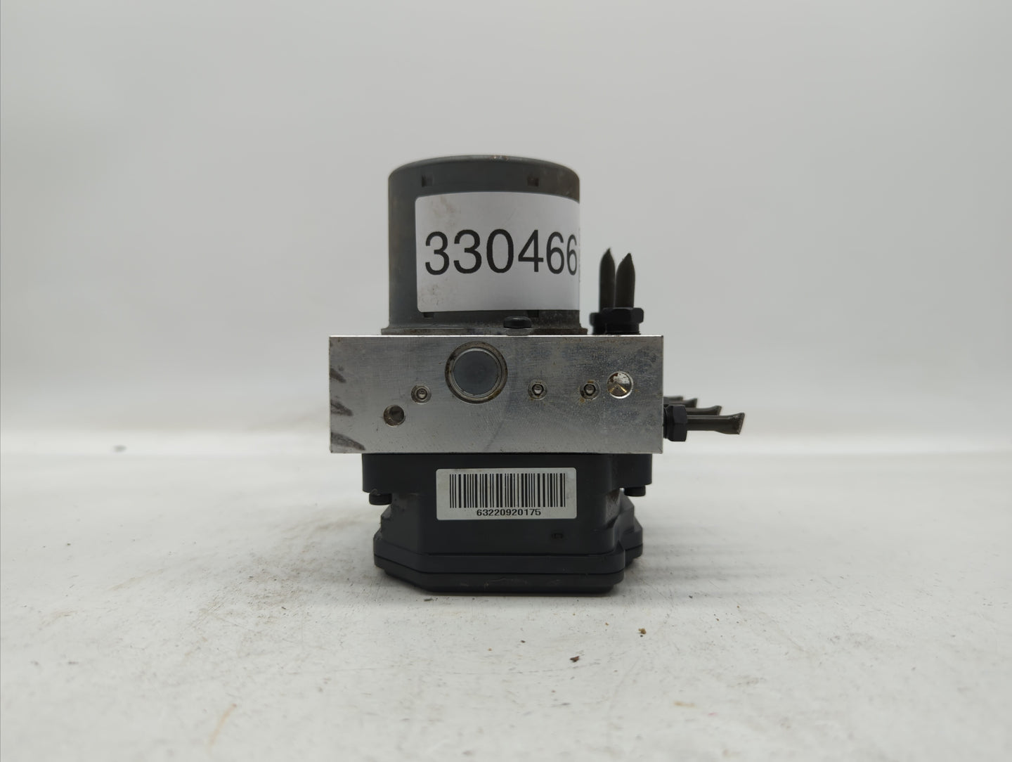 2011-2013 Hyundai Elantra ABS Pump Control Module Replacement P/N:58920-3X650 58920-3X700 Fits Fits 2011 2012 2013 OEM Used 