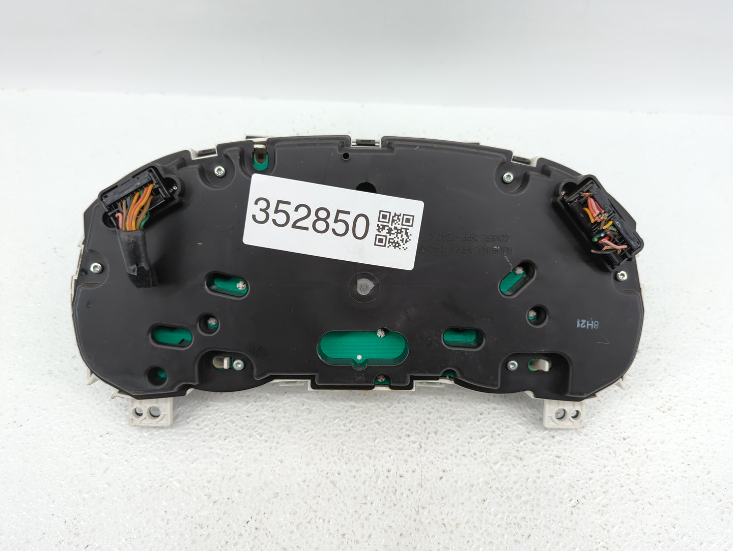 2012 Hyundai Elantra Instrument Cluster Speedometer Gauges P/N:94004-1E230 94001-3X270 Fits OEM Used Auto Parts - Oemusedaut