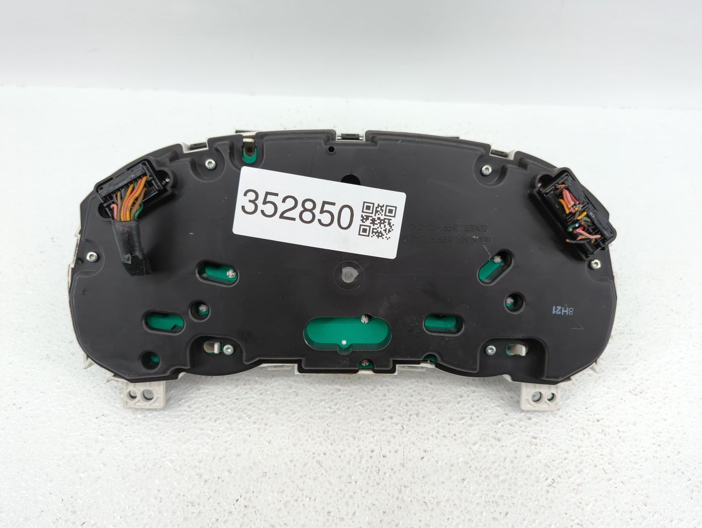 2012 Hyundai Elantra Instrument Cluster Speedometer Gauges P/N:94004-1E230 94001-3X270 Fits OEM Used Auto Parts - Oemusedaut