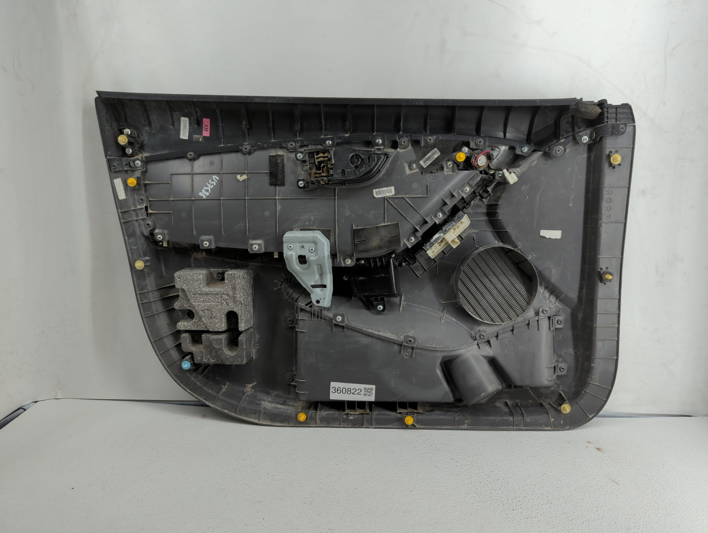 2012 Hyundai Elantra Front Right Passenger Interior Door Panel Trim Grey - Oemusedautoparts1.com