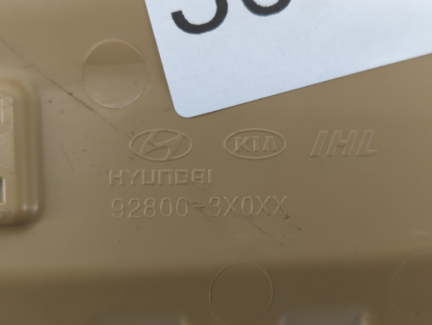 2012 Hyundai Elantra Overhead Roof Console Tan - Oemusedautoparts1.com
