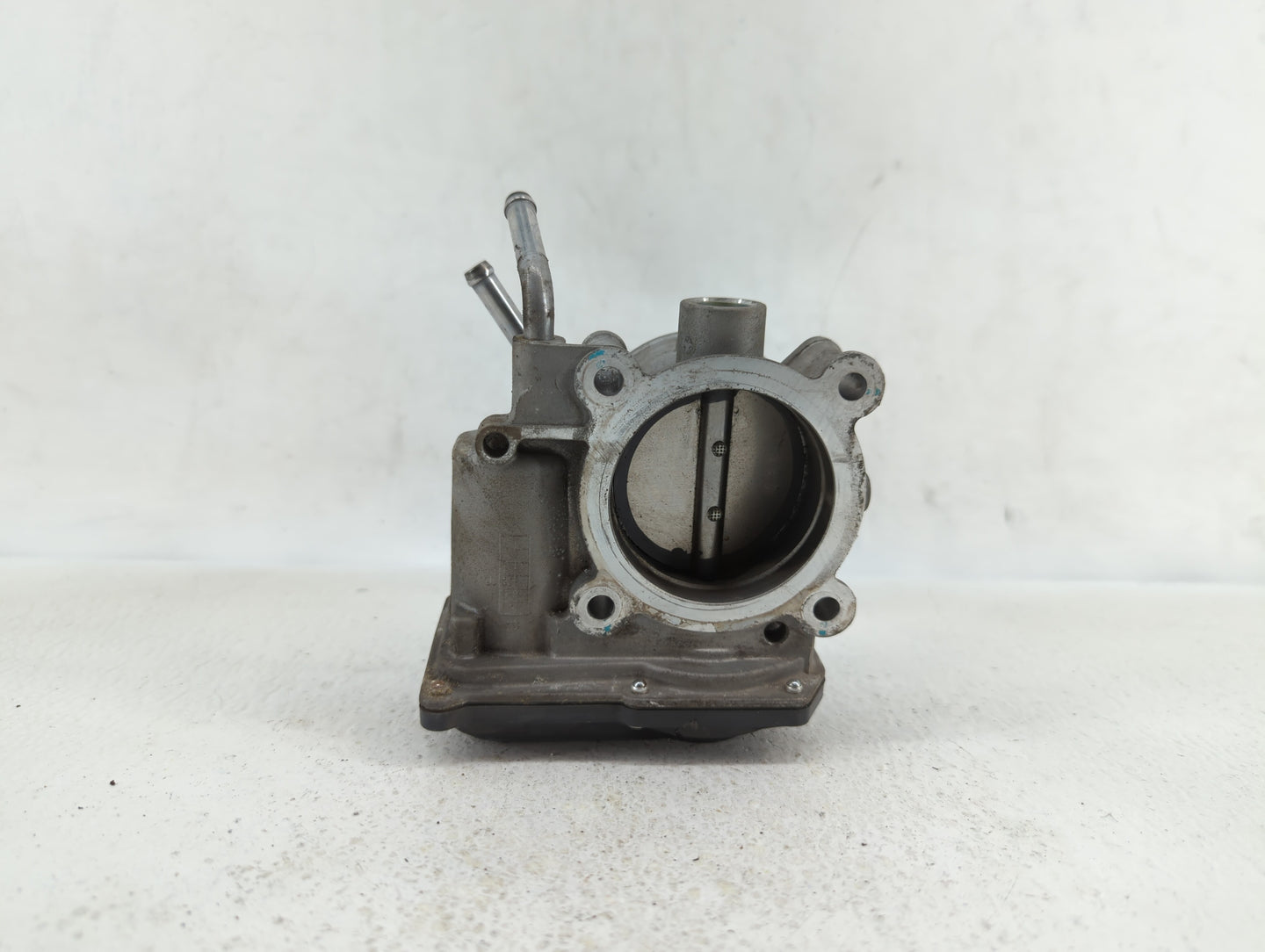 2011-2018 Hyundai Elantra Throttle Body P/N:35100-2E000 1302150124 Fits Fits 2011 2012 2013 2014 2015 2016 2017 2018 2019 OE