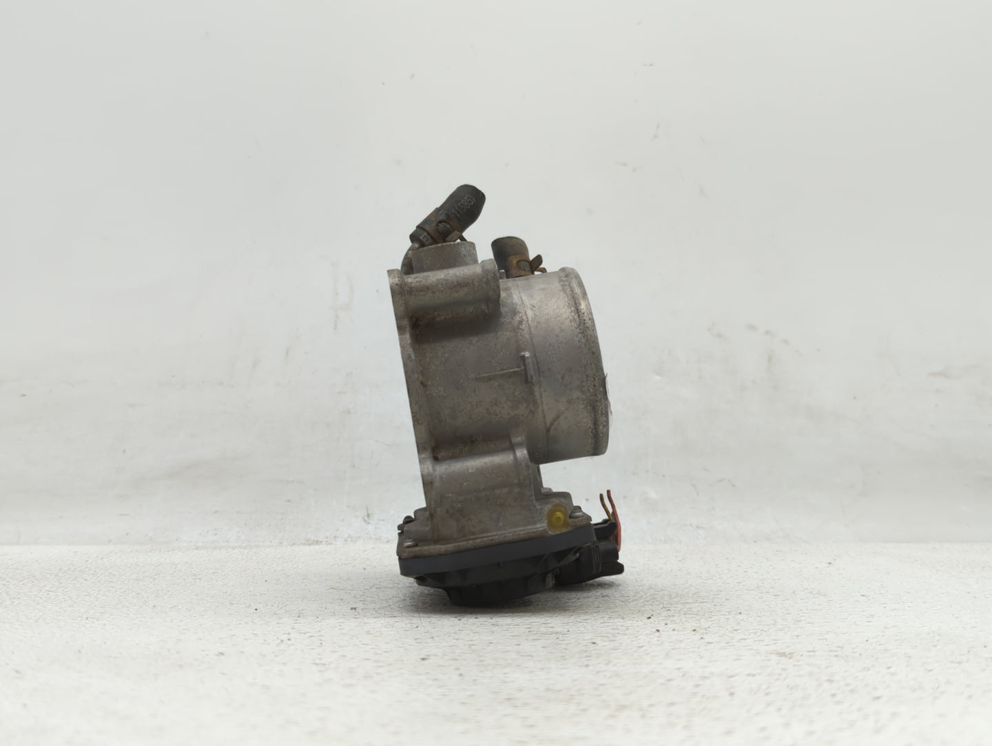 2011-2018 Hyundai Elantra Throttle Body P/N:35100-2E000 1302150124 Fits Fits 2011 2012 2013 2014 2015 2016 2017 2018 2019 OE