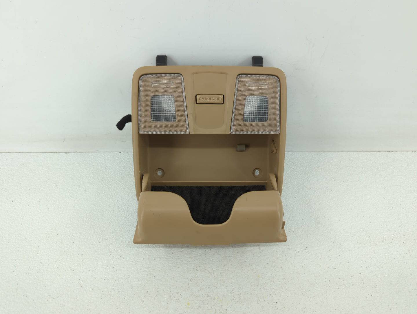 2012 Hyundai Elantra Overhead Roof Console Beige - Oemusedautoparts1.com