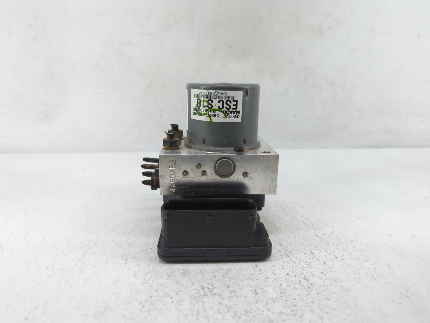 2011-2013 Hyundai Elantra ABS Pump Control Module Replacement P/N:58920-3X650 58920-3X700 Fits Fits 2011 2012 2013 OEM Used 