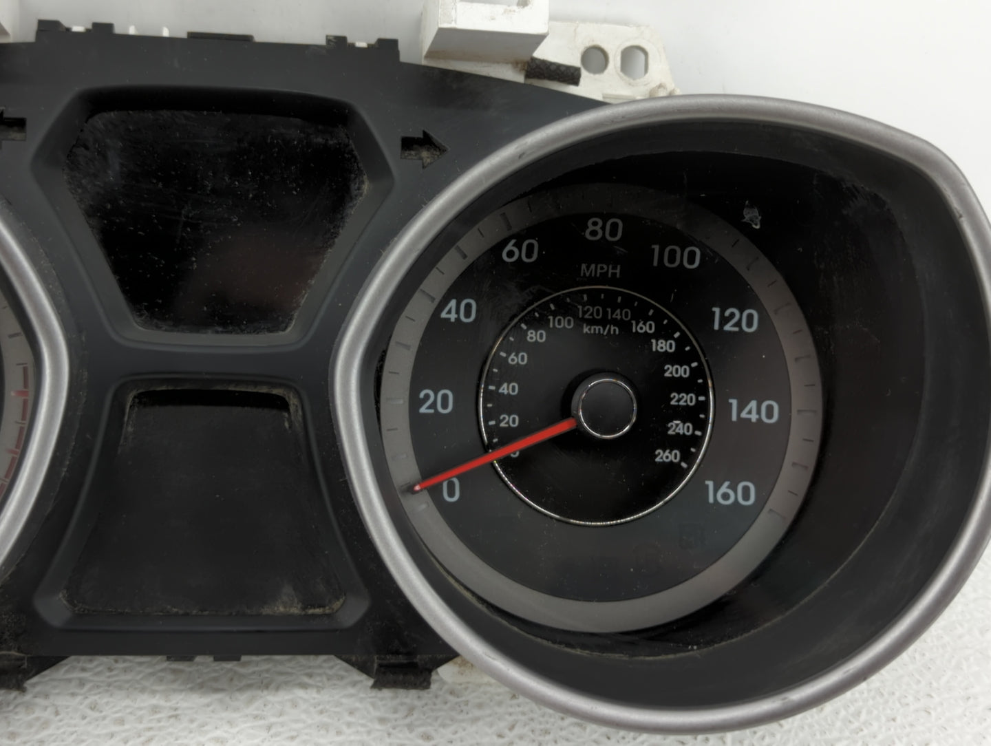 2012 Hyundai Elantra Instrument Cluster Speedometer Gauges P/N:94004-1E230 94001-3X270 Fits OEM Used Auto Parts - Oemusedaut