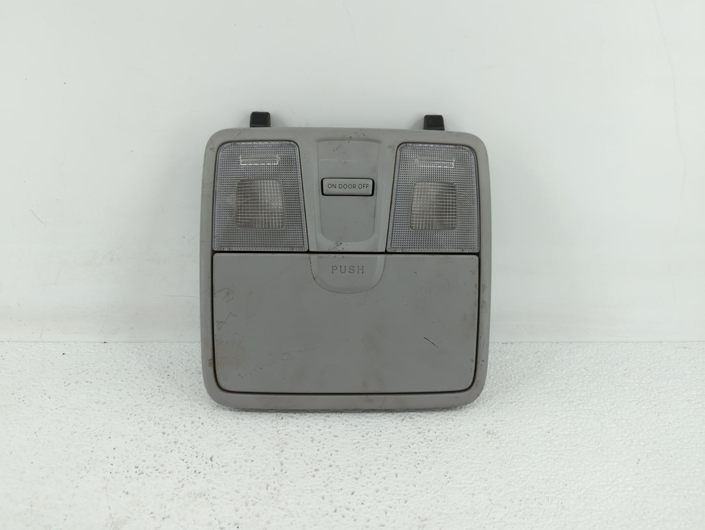 2011-2013 Hyundai Elantra Overhead Roof Console Interior Dome Light Grey - Oemusedautoparts1.com