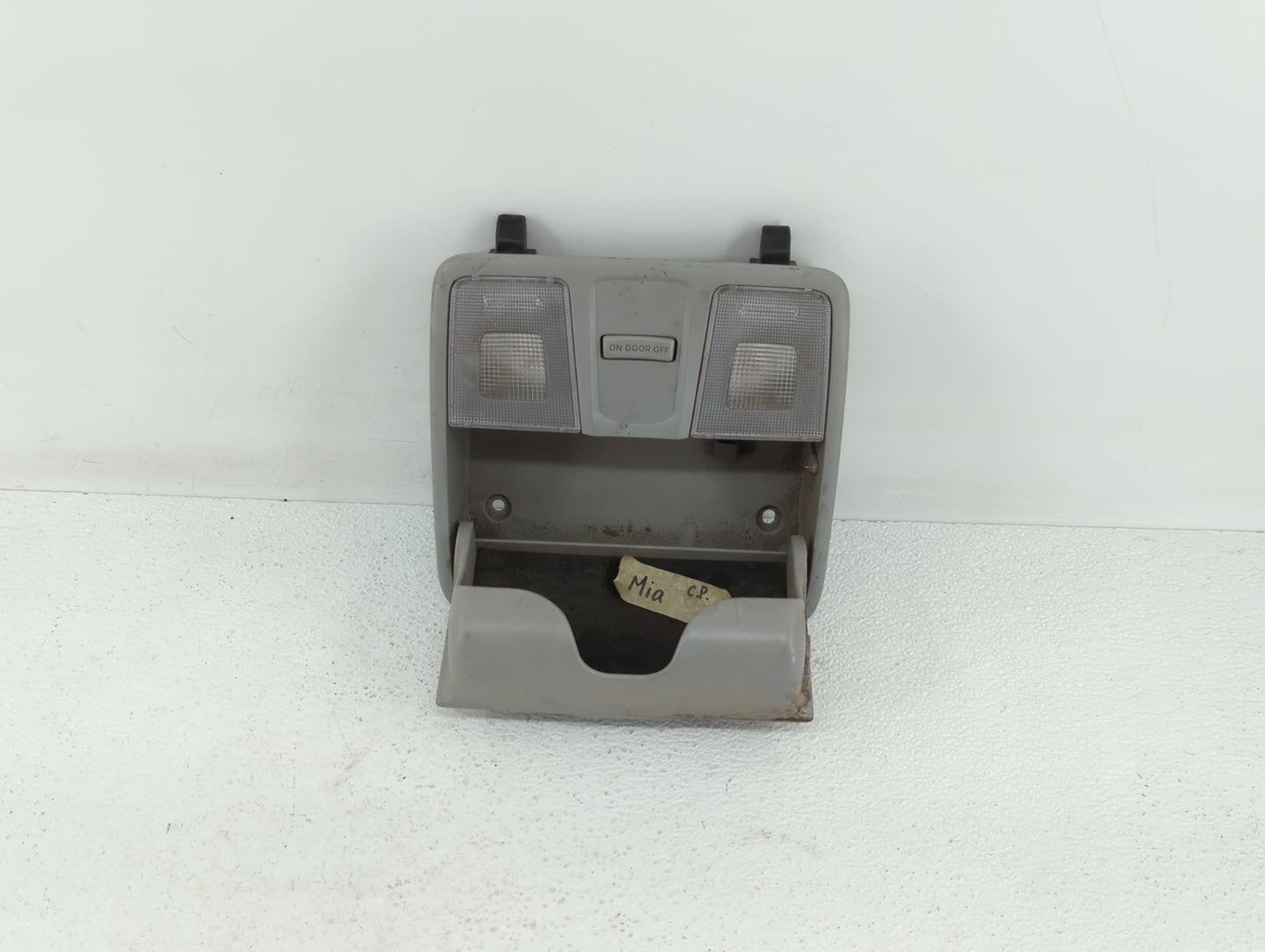 2011-2013 Hyundai Elantra Overhead Roof Console Interior Dome Light Grey - Oemusedautoparts1.com
