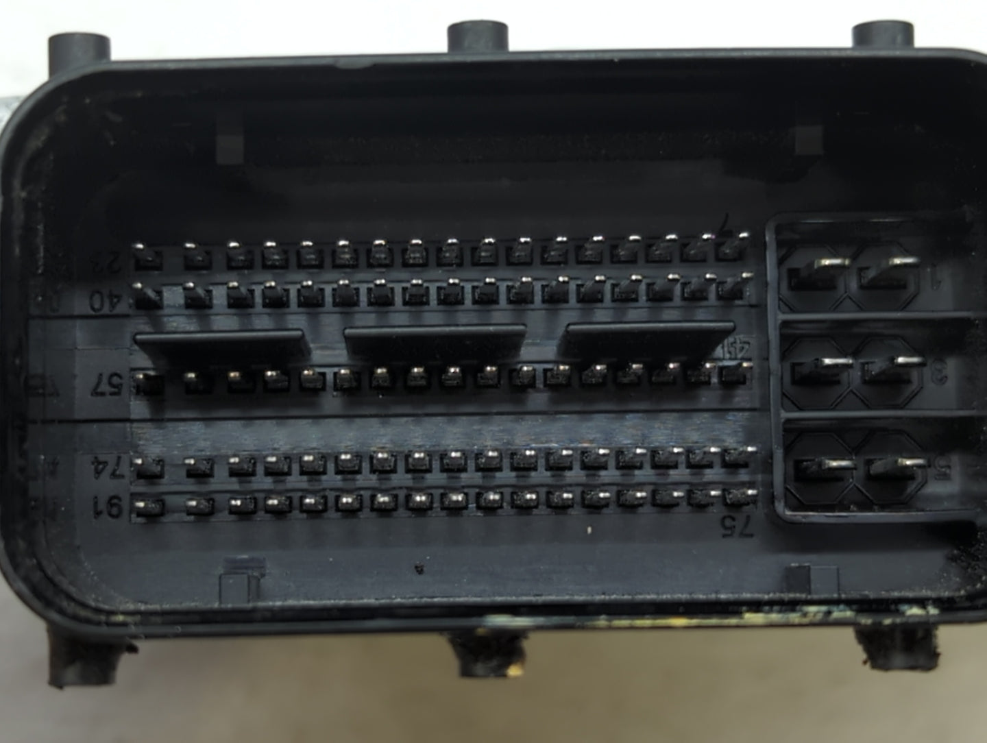 2011-2013 Hyundai Elantra PCM Engine Control Computer ECU ECM PCU OEM P/N:39103-2EMP3 39103-2EMP2 Fits Fits 2011 2012 2013 O