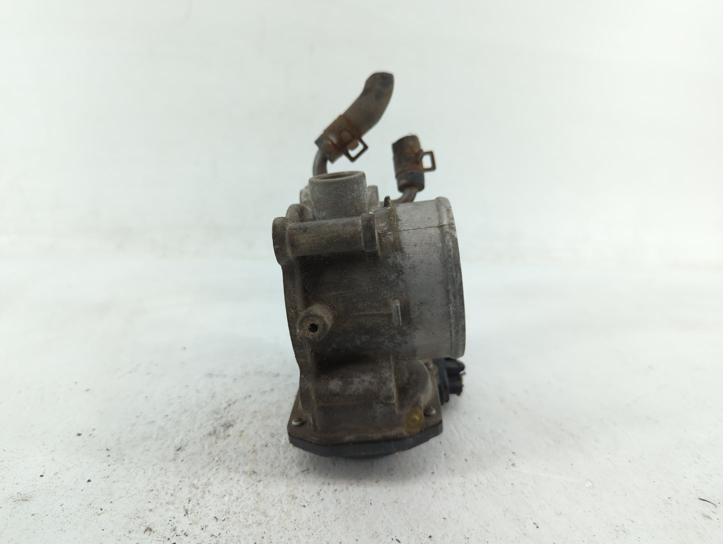 2011-2020 Hyundai Elantra Throttle Body P/N:35100-2E000 35100-2E710 Fits OEM Used Auto Parts - Oemusedautoparts1.com