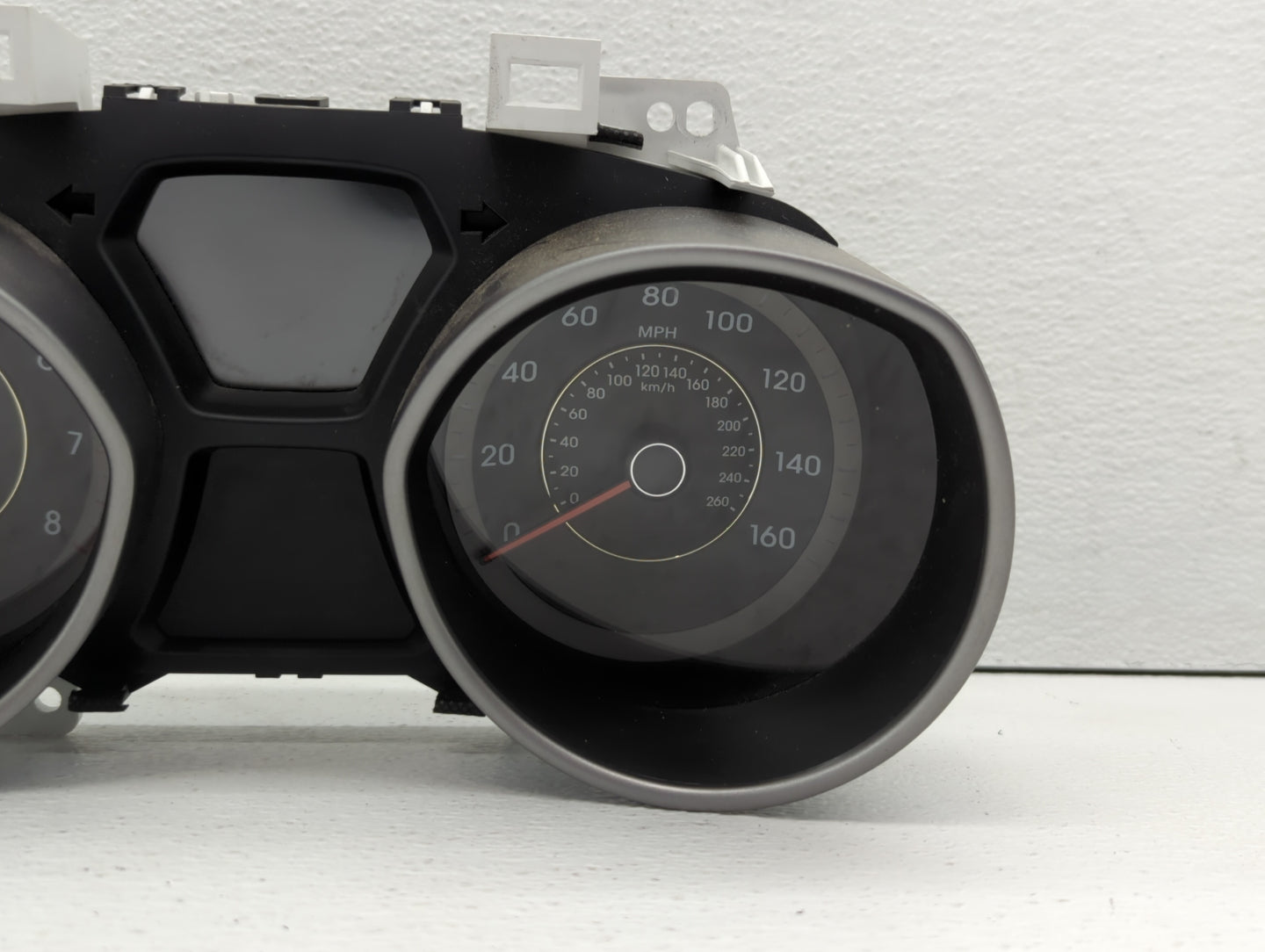 2012 Hyundai Elantra Instrument Cluster Speedometer Gauges P/N:94004-1E230 94001-3X270 Fits OEM Used Auto Parts - Oemusedaut