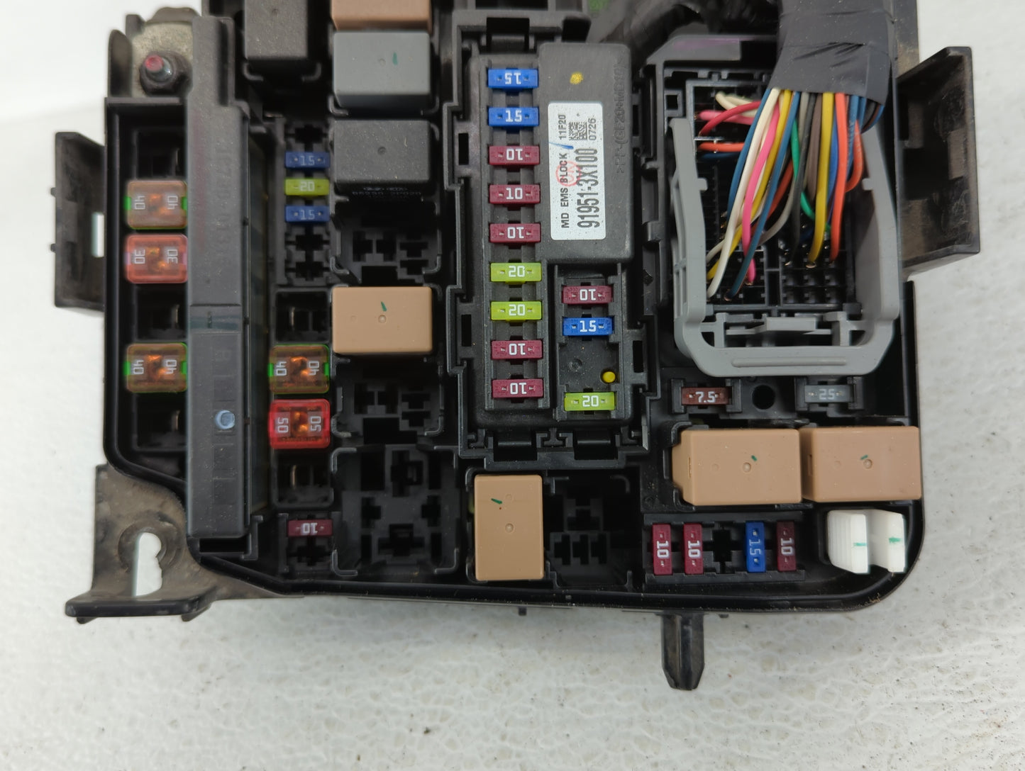 2011-2013 Hyundai Elantra Fusebox Fuse Box Panel Relay Module P/N:91950-3X711 91950-3X011, 91950-3X510 Fits Fits 2011 2012 2