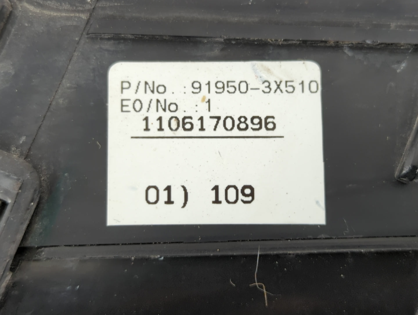 2011-2013 Hyundai Elantra Fusebox Fuse Box Panel Relay Module P/N:91950-3X711 91950-3X011, 91950-3X510 Fits Fits 2011 2012 2