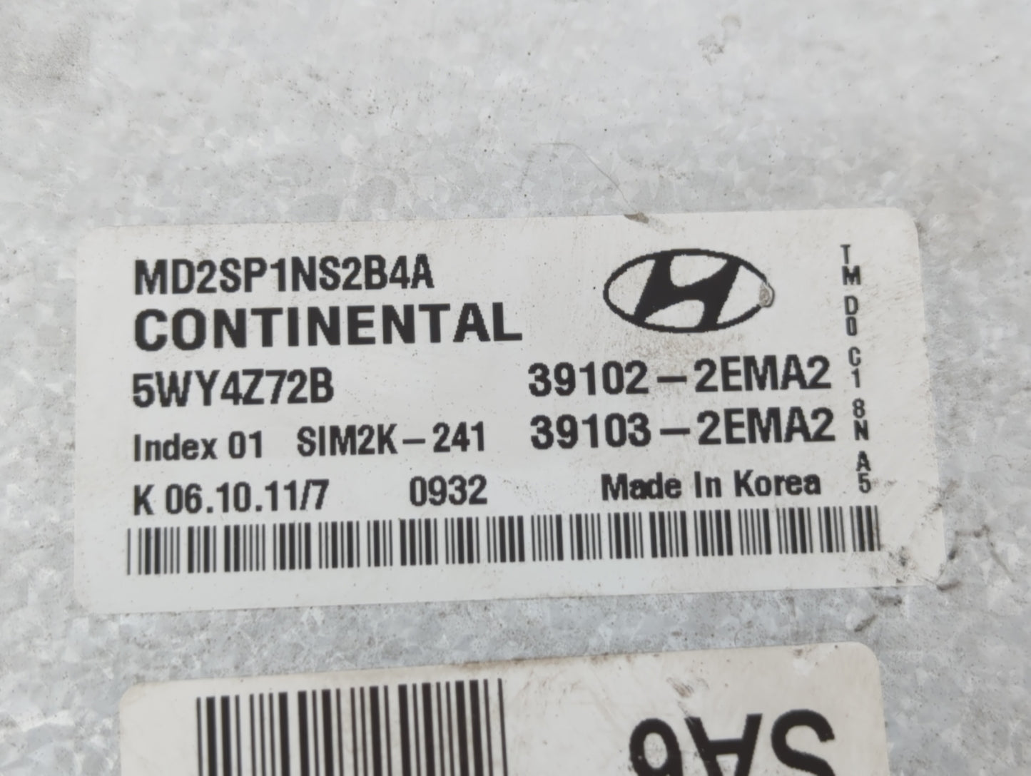 2011-2013 Hyundai Elantra PCM Engine Control Computer ECU ECM PCU OEM P/N:39103-2EMA2 39102-2EMA2 Fits Fits 2011 2012 2013 O