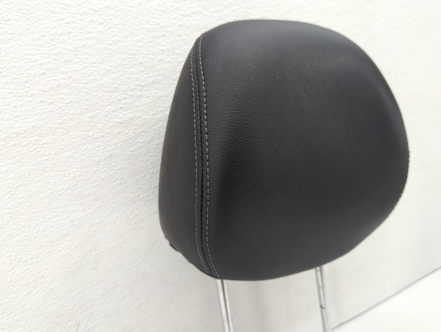 2011-2012 Hyundai Elantra Headrest Head Rest Rear Seat Black - Oemusedautoparts1.com