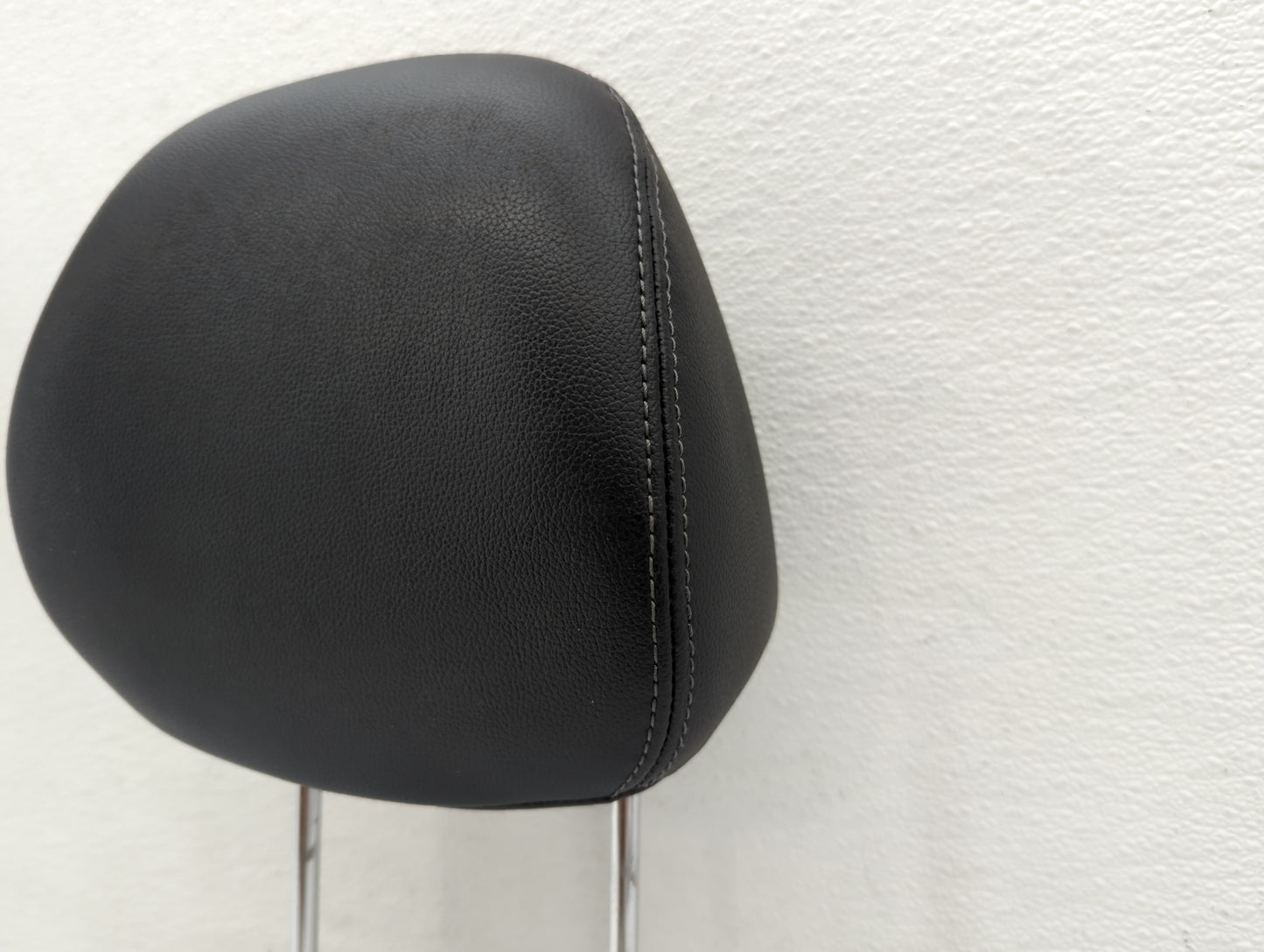 2011-2012 Hyundai Elantra Headrest Head Rest Rear Seat Black - Oemusedautoparts1.com