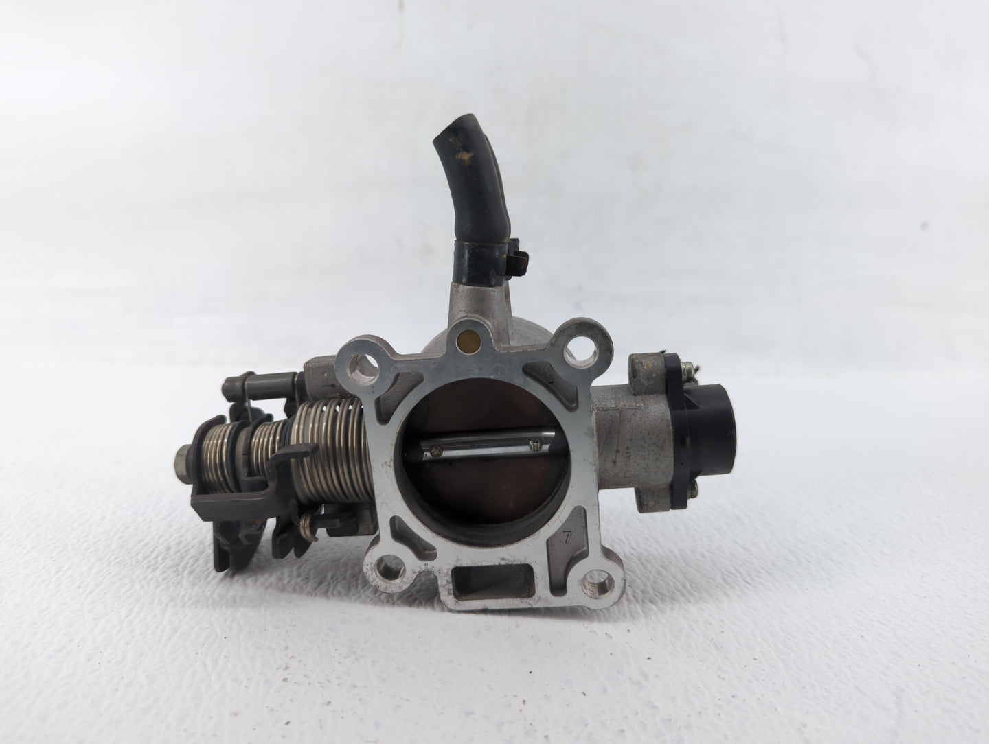 2007-2012 Hyundai Elantra Throttle Body P/N:35170-26910 55100-23950, 35100-23950 Fits Fits 2007 2008 2009 2010 2011 2012 OEM