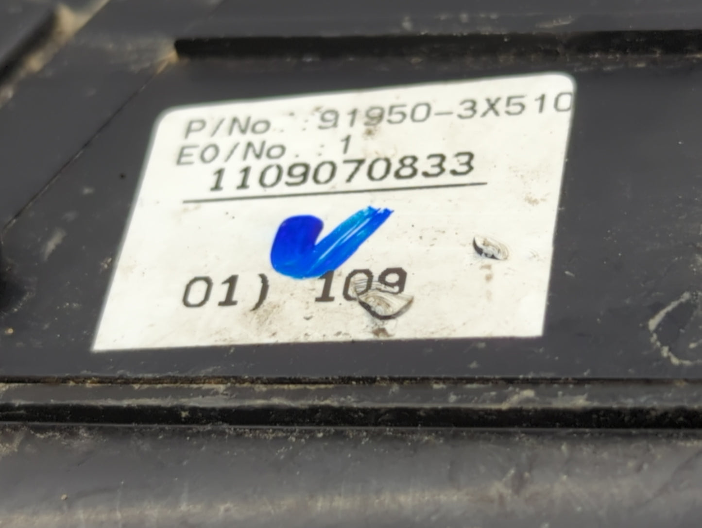 2011-2013 Hyundai Elantra Fusebox Fuse Box Panel Relay Module P/N:91950-3X711 91950-3X510 Fits Fits 2011 2012 2013 OEM Used 