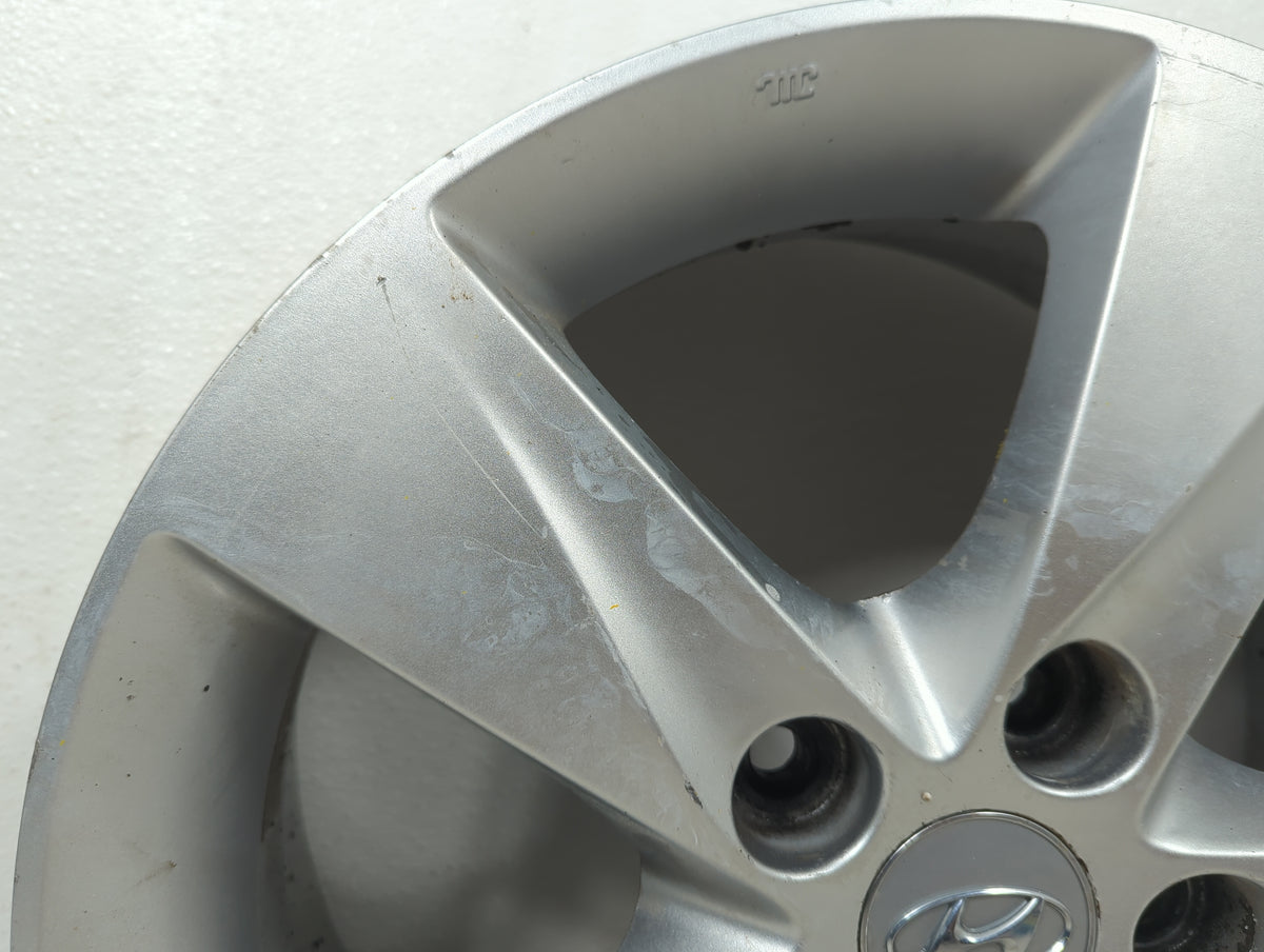 2012 Hyundai Elantra Oem Wheel Rim 5039015 - Oemusedautoparts1.com