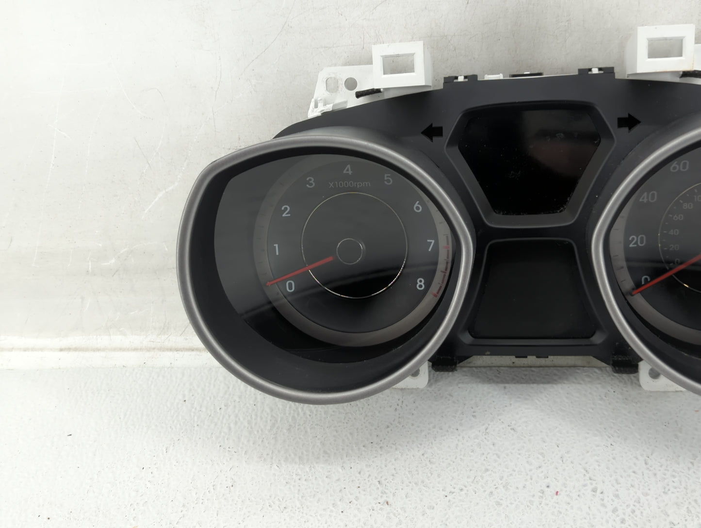 2012 Hyundai Elantra Instrument Cluster Speedometer Gauges P/N:94001-3X270 Fits OEM Used Auto Parts - Oemusedautoparts1.com