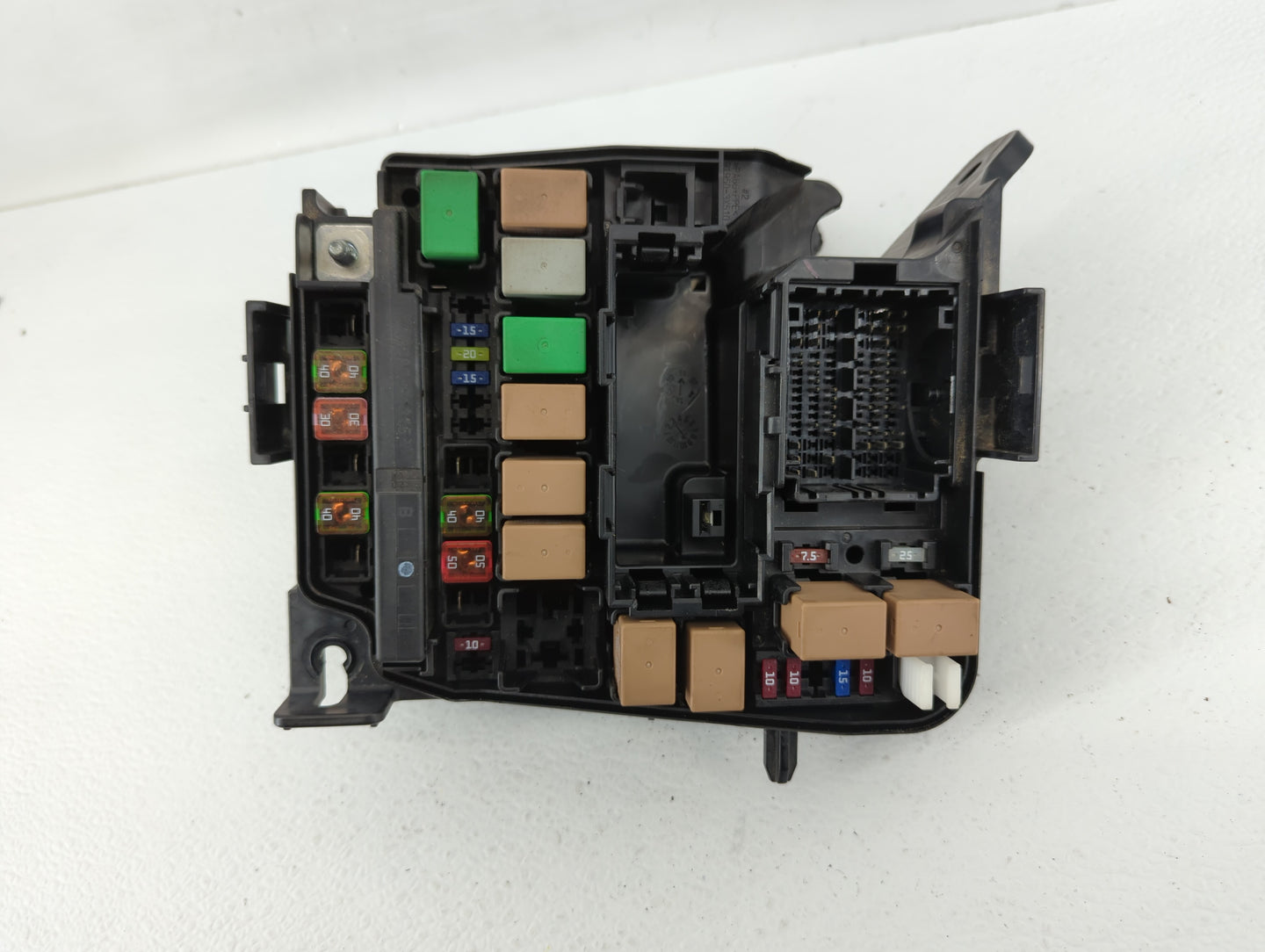 2011-2013 Hyundai Elantra Fusebox Fuse Box Panel Relay Module P/N:91205-3X073 Fits Fits 2011 2012 2013 OEM Used Auto Parts -