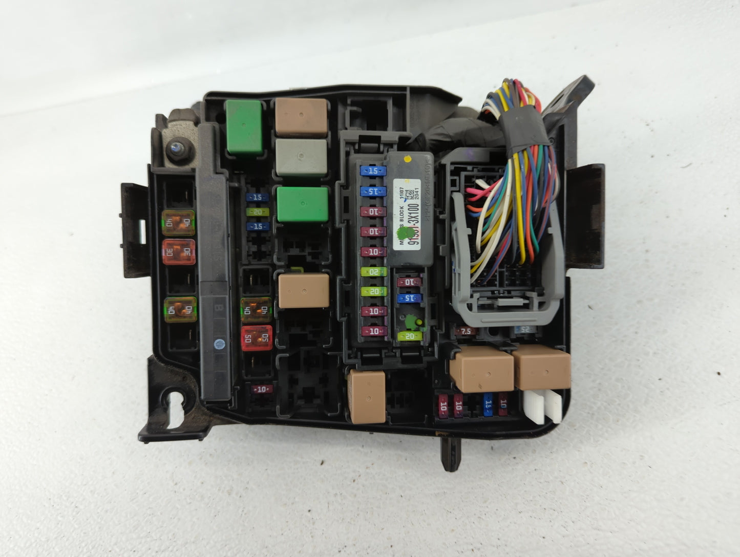 2011-2013 Hyundai Elantra Fusebox Fuse Box Panel Relay Module P/N:91951-3X100 91950-3X711, 91950-3X510 Fits Fits 2011 2012 2