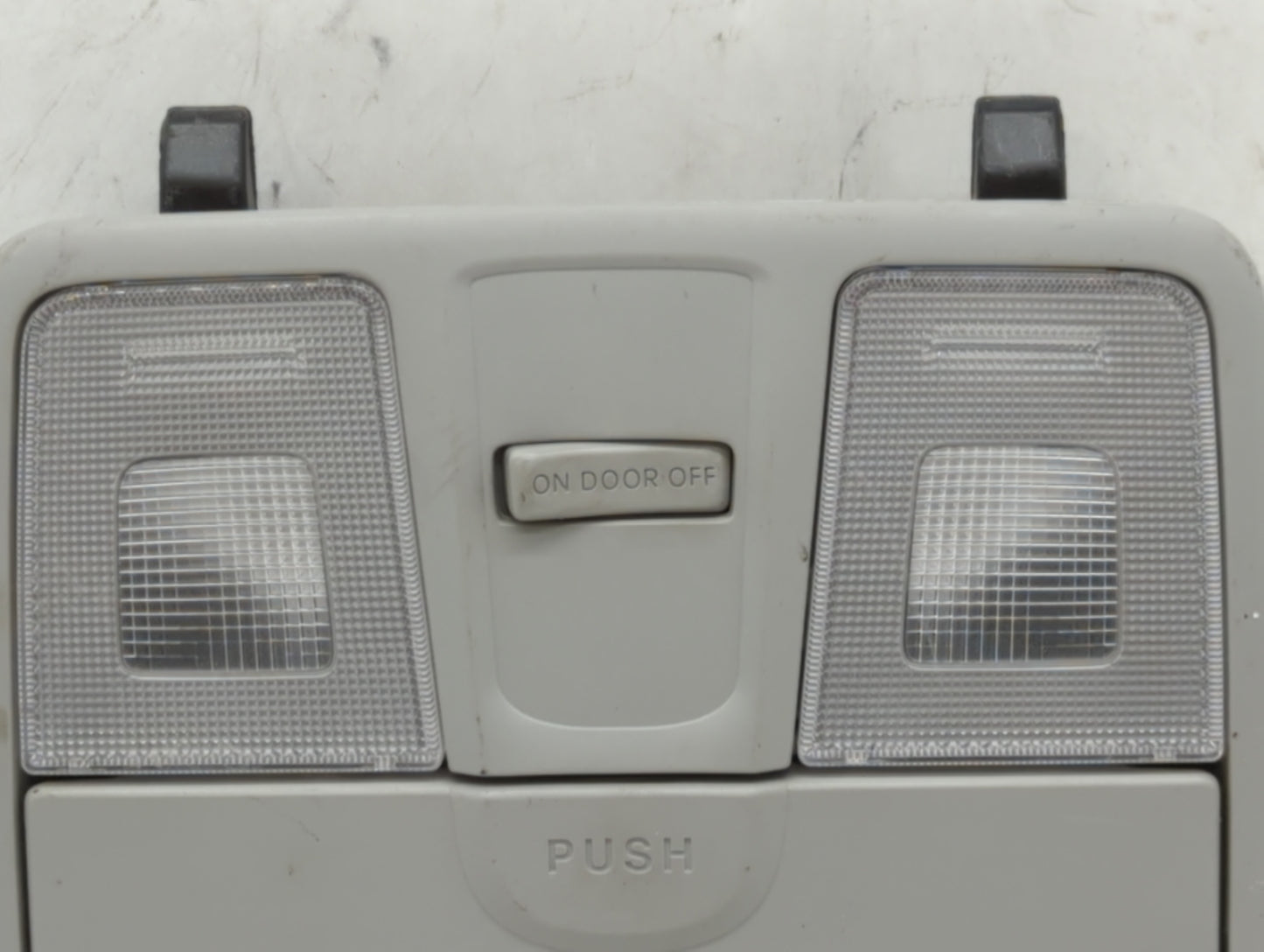 2012 Hyundai Elantra Overhead Roof Console - Oemusedautoparts1.com