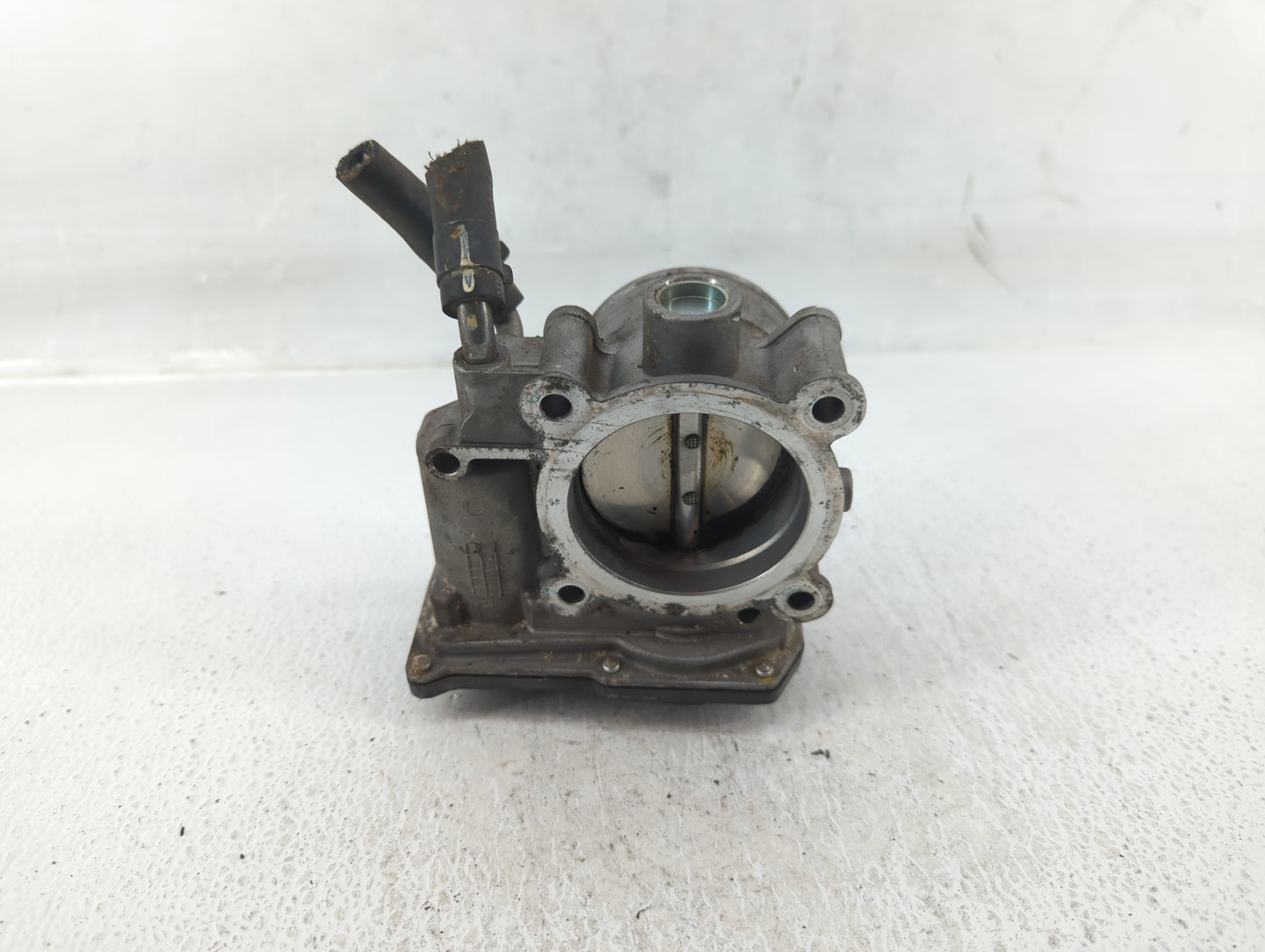 2011-2020 Hyundai Elantra Throttle Body P/N:35100-2E000 Fits Fits 2011 2012 2013 2014 2015 2016 2017 2018 2019 2020 2021 OEM