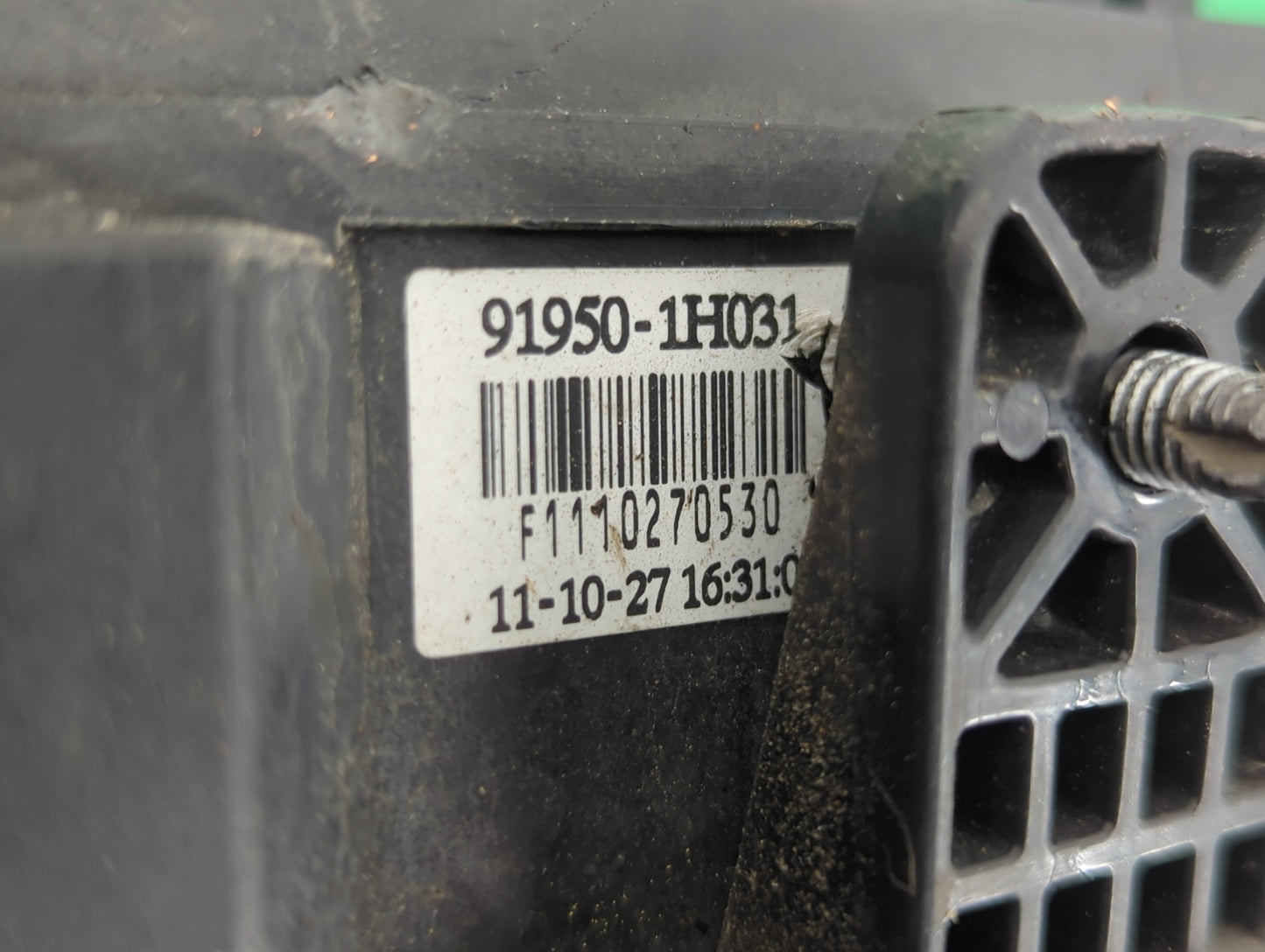 2011-2013 Hyundai Elantra Fusebox Fuse Box Panel Relay Module P/N:91950-1H031 Fits Fits 2011 2012 2013 OEM Used Auto Parts -