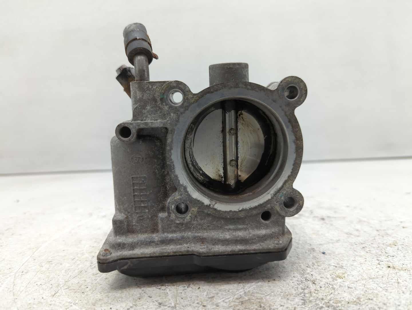 2011-2020 Hyundai Elantra Throttle Body P/N:35100-2E000 Fits Fits 2011 2012 2013 2014 2015 2016 2017 2018 2019 2020 2021 OEM
