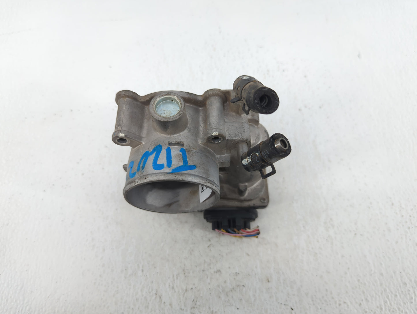 2011-2020 Hyundai Elantra Throttle Body P/N:35100-2E000 Fits Fits 2011 2012 2013 2014 2015 2016 2017 2018 2019 2020 2021 OEM