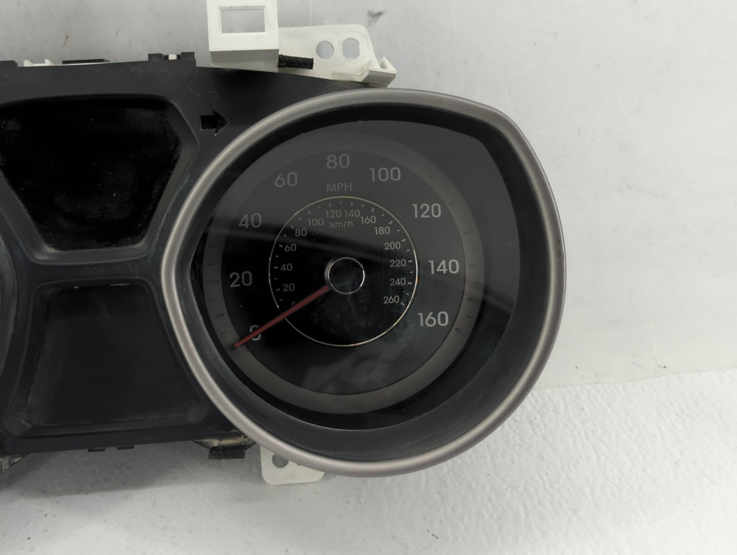2012 Hyundai Elantra Instrument Cluster Speedometer Gauges P/N:11001-839510H 94001-3X211 Fits OEM Used Auto Parts - Oemuseda