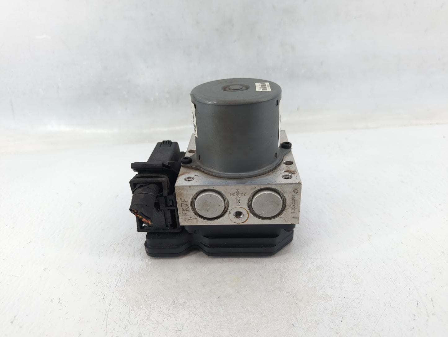 2011-2013 Hyundai Elantra ABS Pump Control Module Replacement P/N:58920-3X700 Fits Fits 2011 2012 2013 OEM Used Auto Parts -