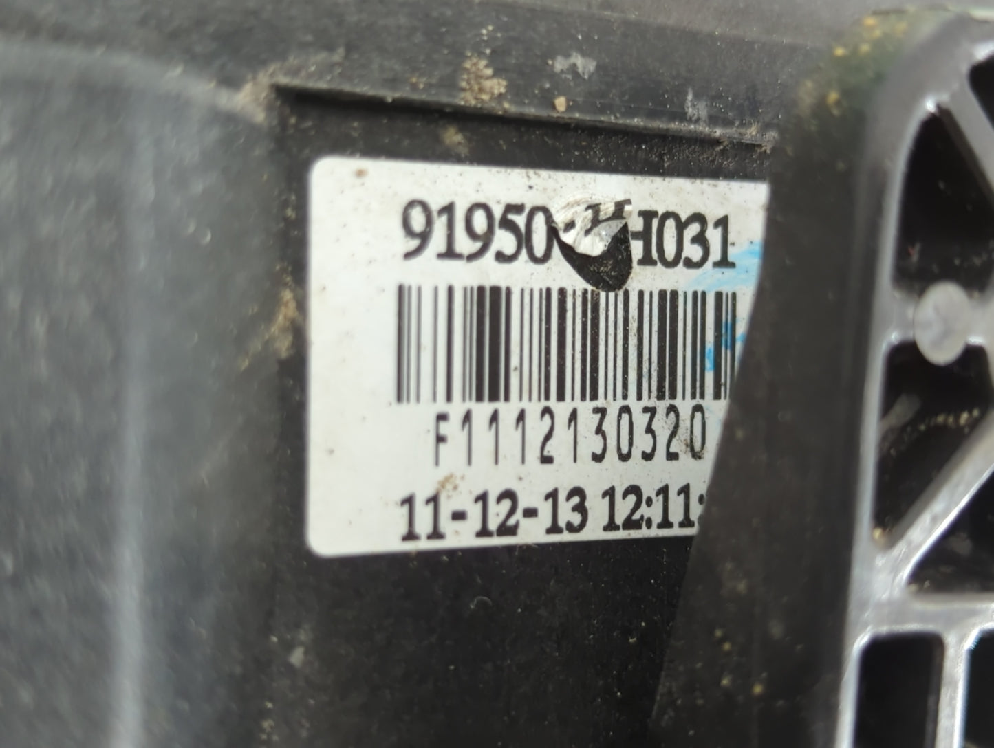 2011-2013 Hyundai Elantra Fusebox Fuse Box Panel Relay Module P/N:F1112130320 Fits Fits 2011 2012 2013 OEM Used Auto Parts -