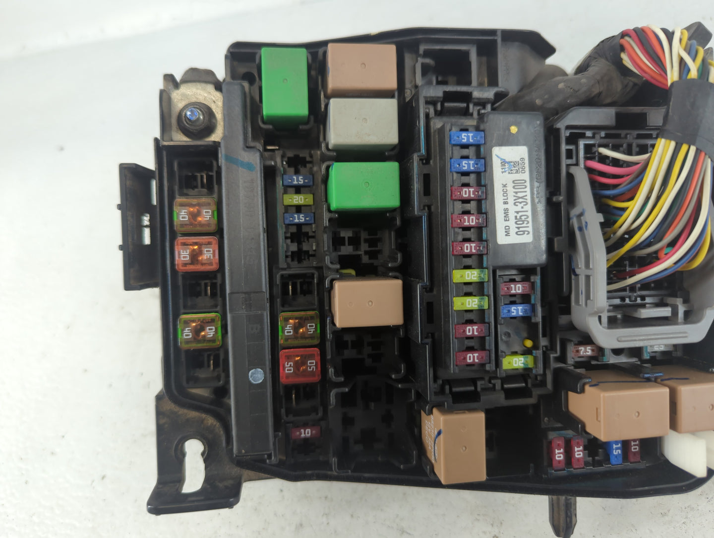 2011-2013 Hyundai Elantra Fusebox Fuse Box Panel Relay Module P/N:91950-3X510 Fits Fits 2011 2012 2013 OEM Used Auto Parts -