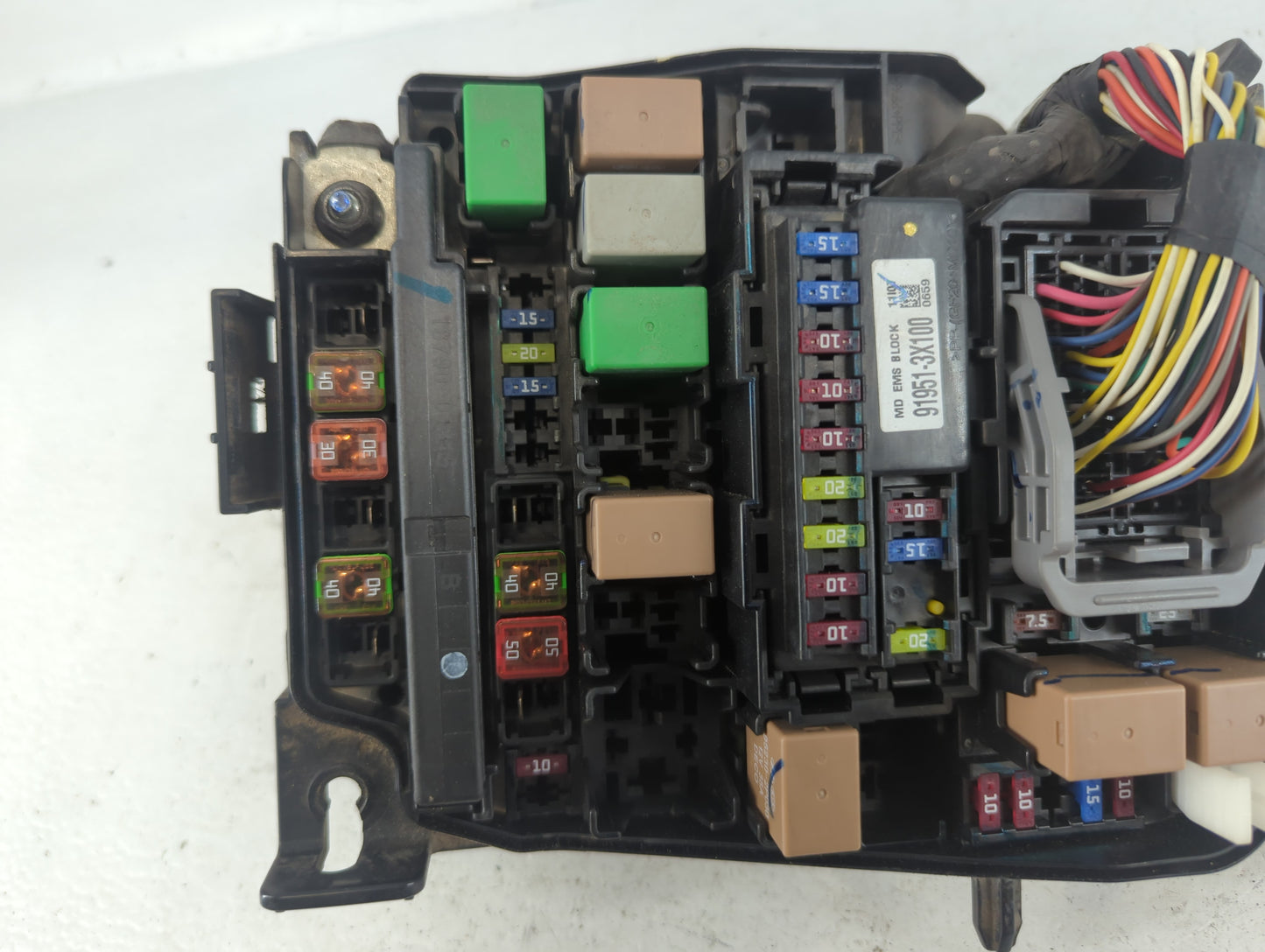 2011-2013 Hyundai Elantra Fusebox Fuse Box Panel Relay Module P/N:91950-3X510 Fits Fits 2011 2012 2013 OEM Used Auto Parts -