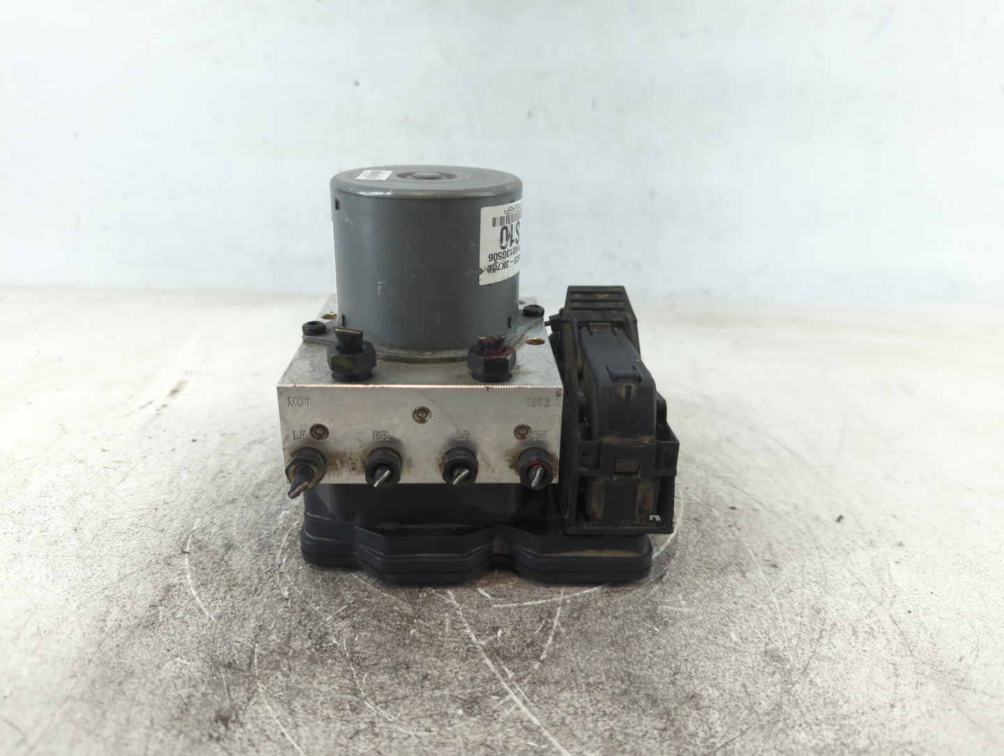 2011-2013 Hyundai Elantra ABS Pump Control Module Replacement P/N:58920-3X70 Fits Fits 2011 2012 2013 OEM Used Auto Parts - 