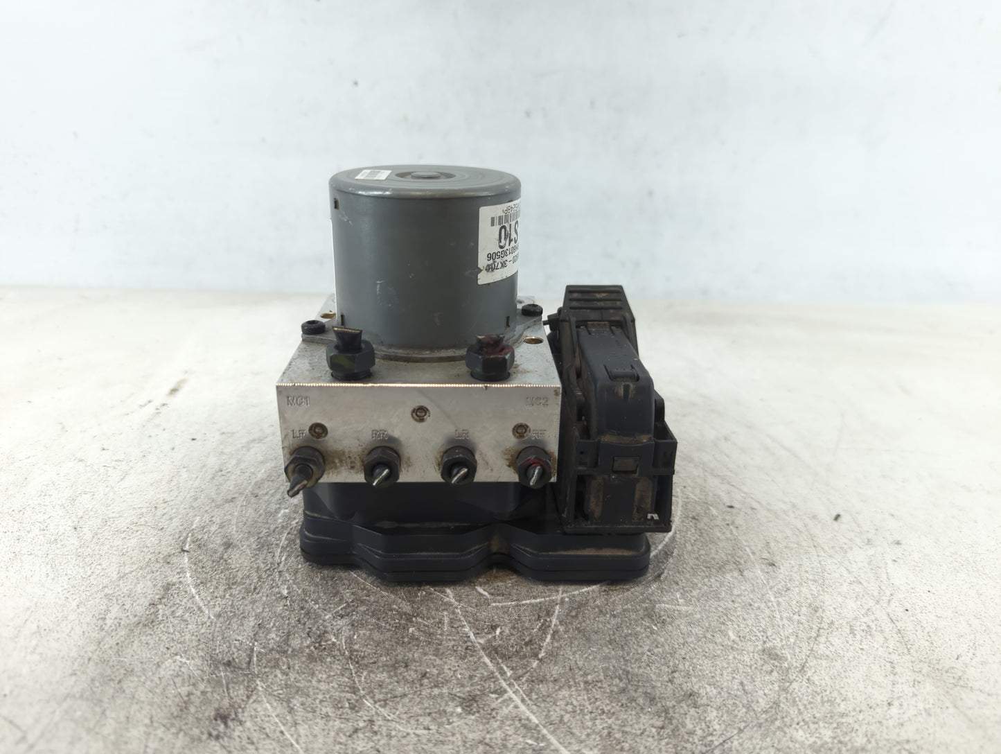 2011-2013 Hyundai Elantra ABS Pump Control Module Replacement P/N:58920-3X70 Fits Fits 2011 2012 2013 OEM Used Auto Parts - 