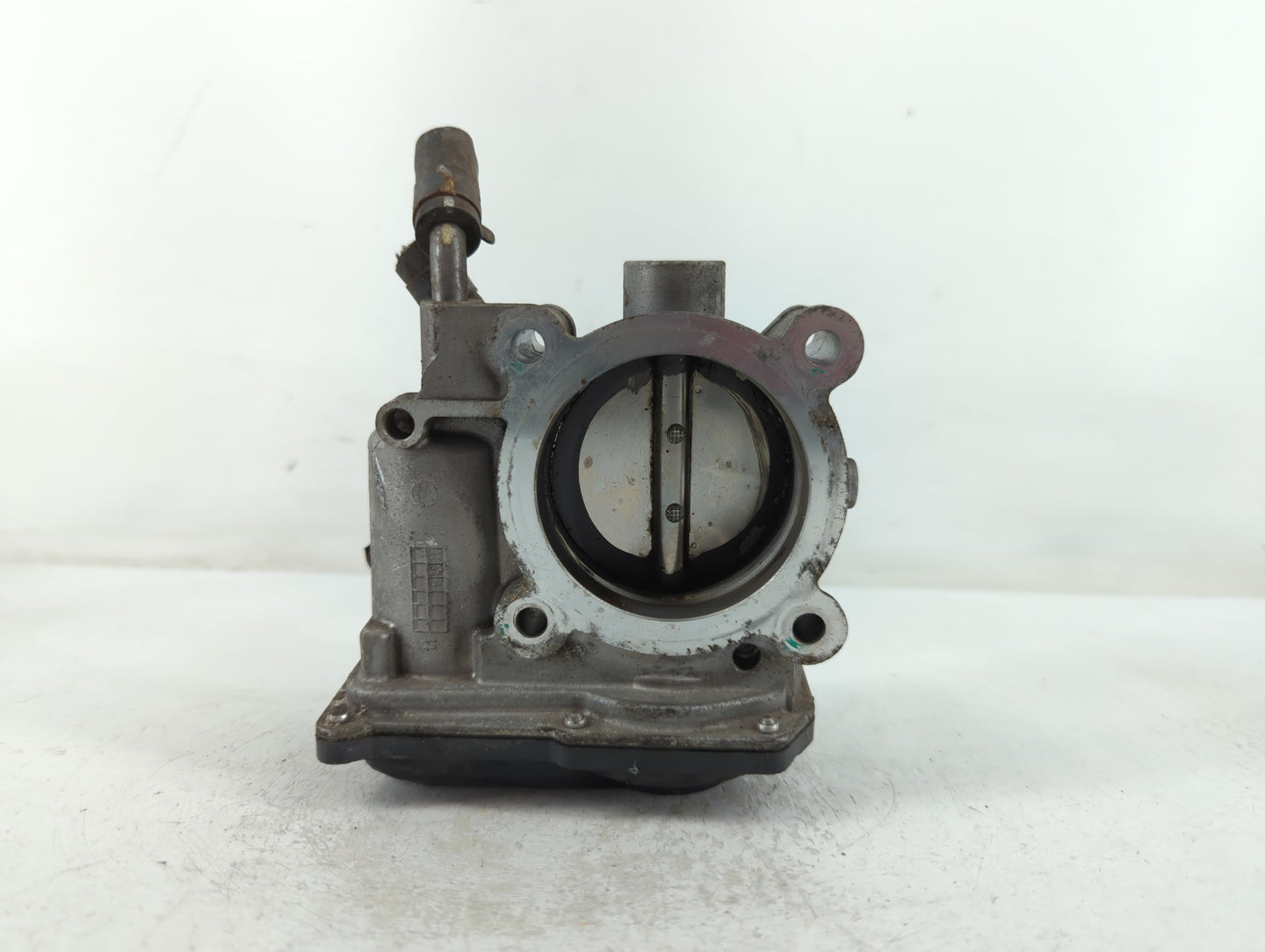 2011-2020 Hyundai Elantra Throttle Body P/N:35100-2E000 Fits Fits 2011 2012 2013 2014 2015 2016 2017 2018 2019 2020 2021 OEM