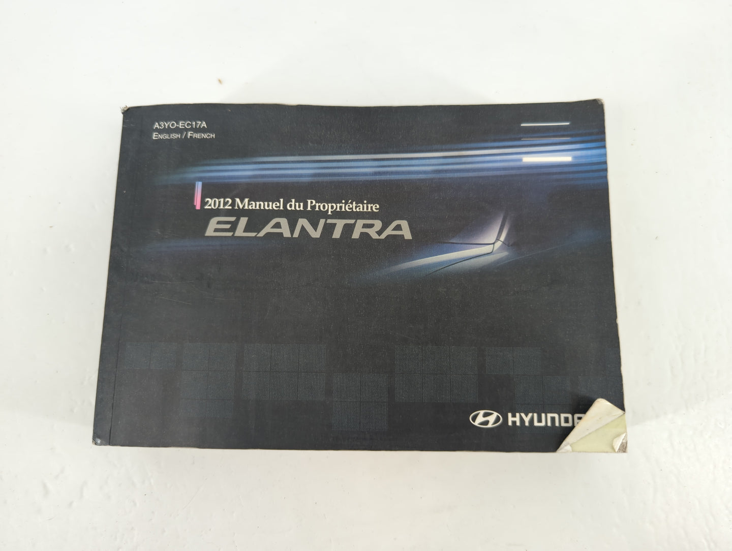 2012 Hyundai Elantra Owners Manual Book Guide P/N:A3YO-EC17A OEM Used Auto Parts - Oemusedautoparts1.com