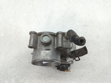 2011-2020 Hyundai Elantra Throttle Body P/N:35100-2E000 Fits Fits 2011 2012 2013 2014 2015 2016 2017 2018 2019 2020 2021 OEM Used Auto Parts