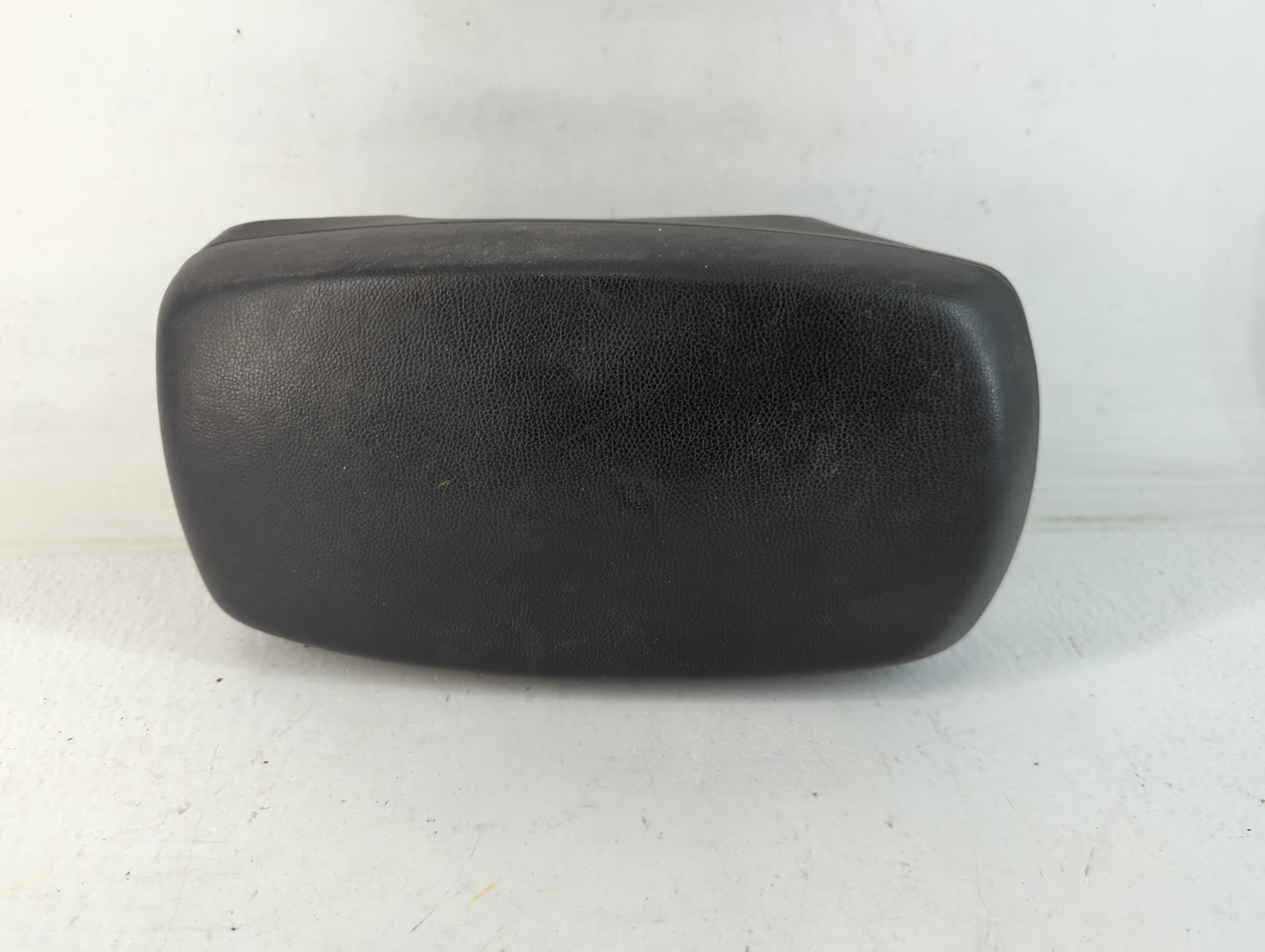 2012 Hyundai Elantra Center Console Armrest Cover Lid Fits OEM Used Auto Parts - Oemusedautoparts1.com