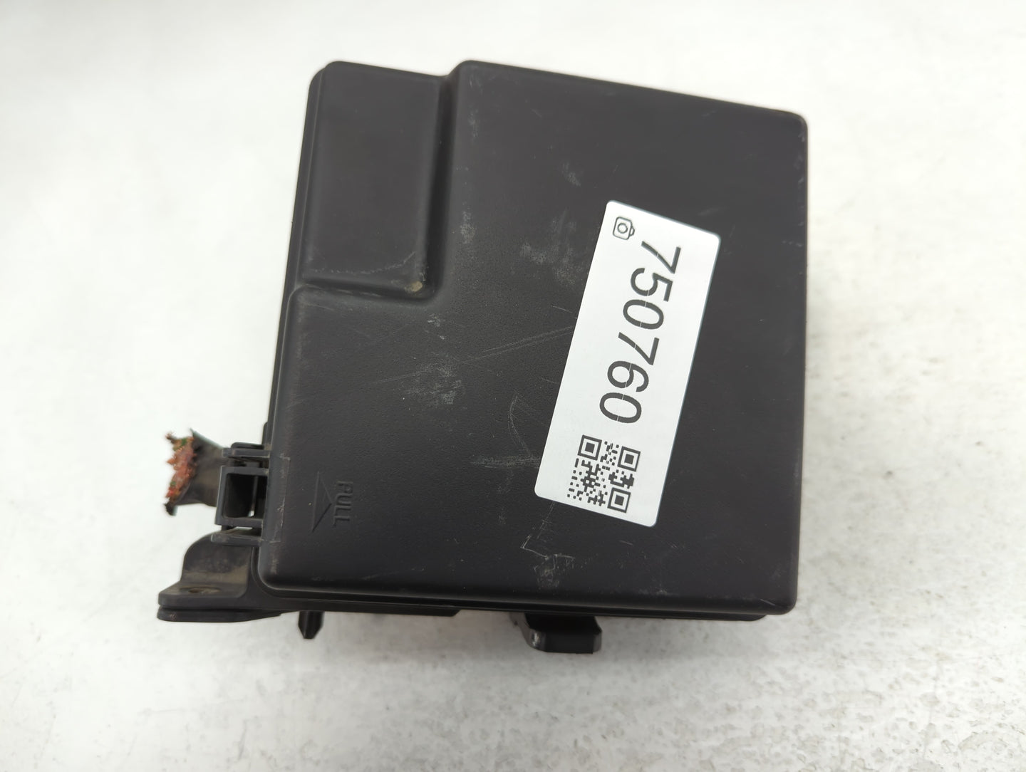 2011-2013 Hyundai Elantra Fusebox Fuse Box Panel Relay Module P/N:F1203200458 Fits Fits 2011 2012 2013 OEM Used Auto Parts -