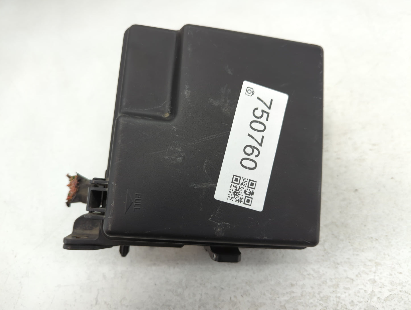 2011-2013 Hyundai Elantra Fusebox Fuse Box Panel Relay Module P/N:F1203200458 Fits Fits 2011 2012 2013 OEM Used Auto Parts -
