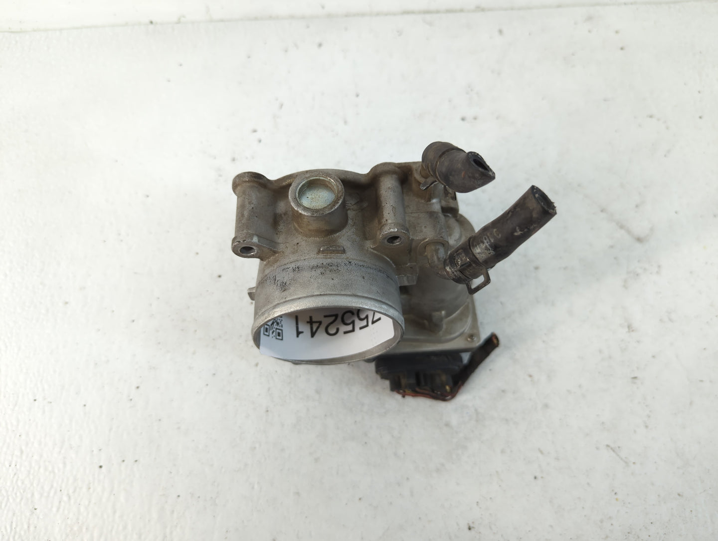 2007-2012 Hyundai Elantra Throttle Body P/N:35100-2E000 Fits Fits 2007 2008 2009 2010 2011 2012 OEM Used Auto Parts - Oemuse