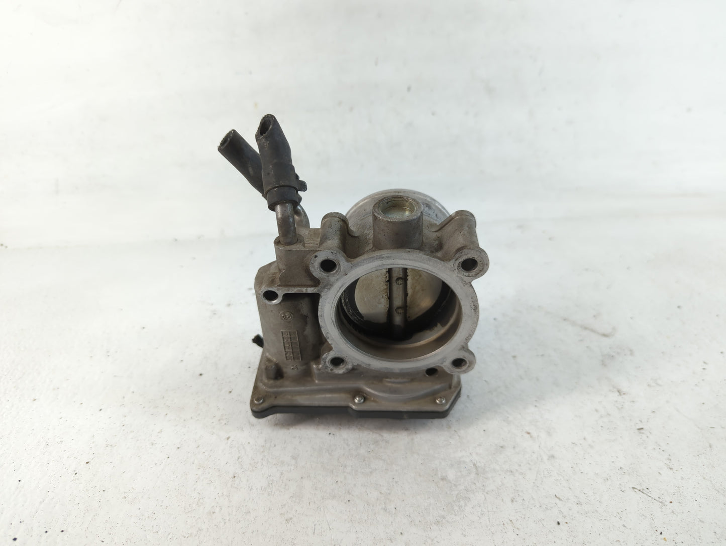 2007-2012 Hyundai Elantra Throttle Body P/N:35100-2E000 Fits Fits 2007 2008 2009 2010 2011 2012 OEM Used Auto Parts - Oemuse