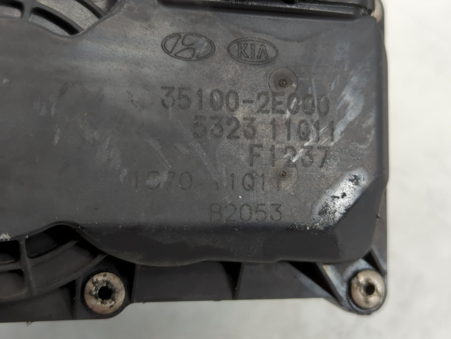2011-2020 Hyundai Elantra Throttle Body P/N:35100-2E000 Fits Fits 2011 2012 2013 2014 2015 2016 2017 2018 2019 2020 2021 OEM