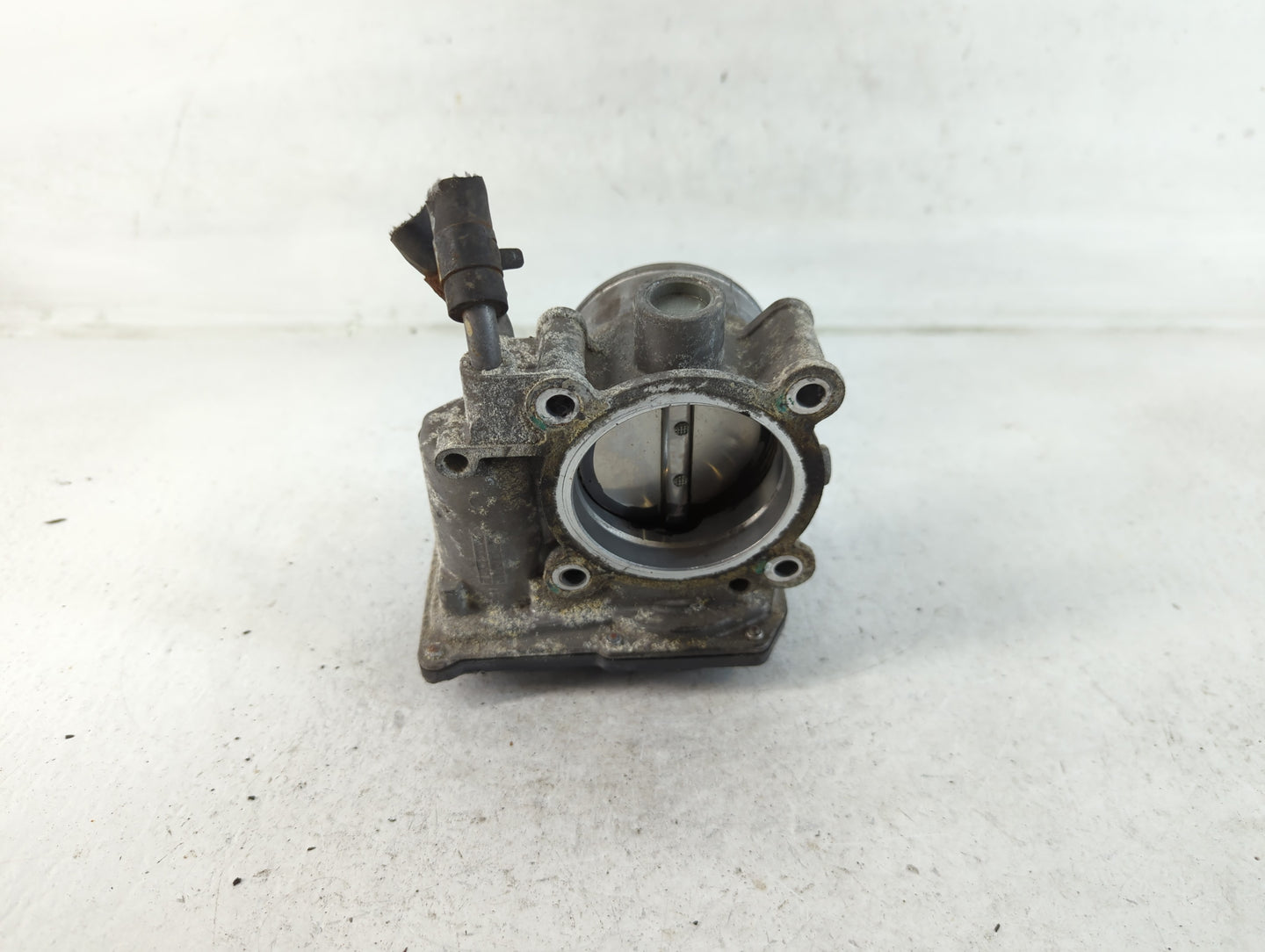 2011-2020 Hyundai Elantra Throttle Body P/N:35100-2E000 Fits Fits 2011 2012 2013 2014 2015 2016 2017 2018 2019 2020 2021 OEM