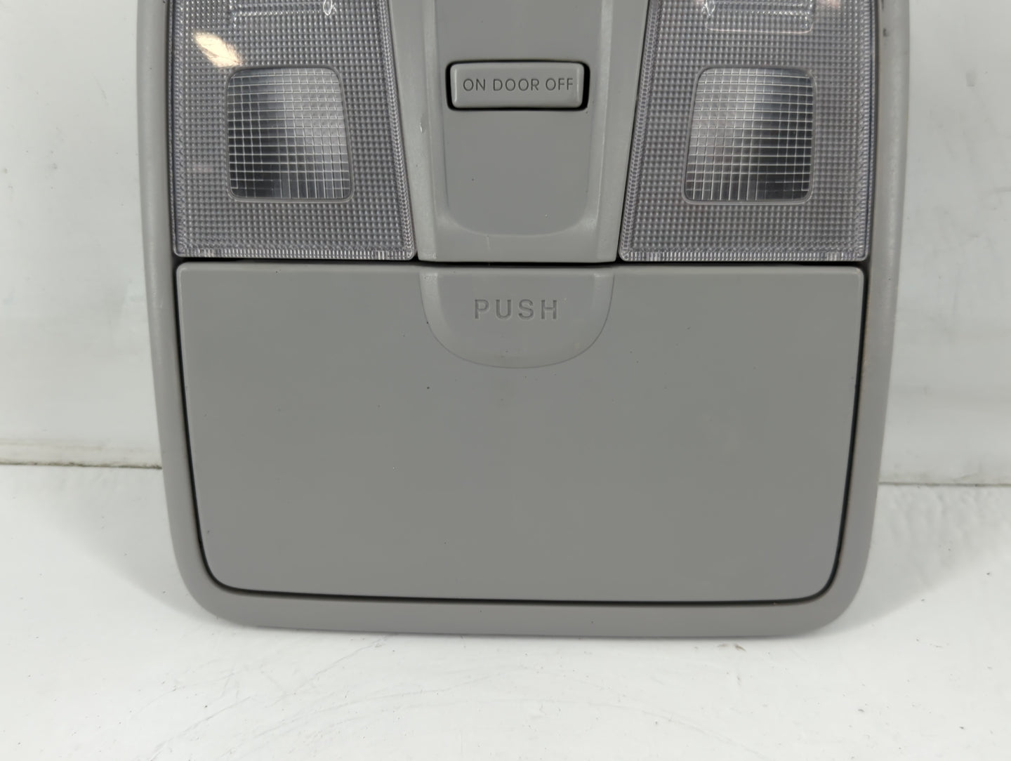 2012 Hyundai Elantra Overhead Roof Console - Oemusedautoparts1.com